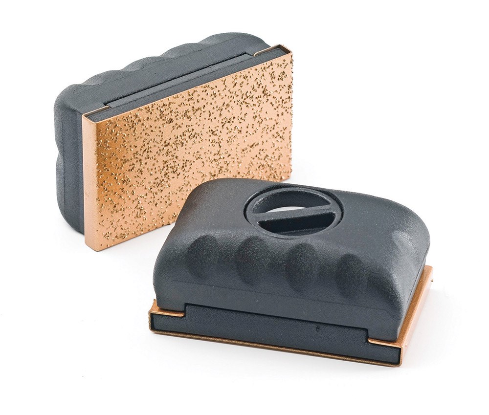 Carbide Lion foot handschuurblok (1)