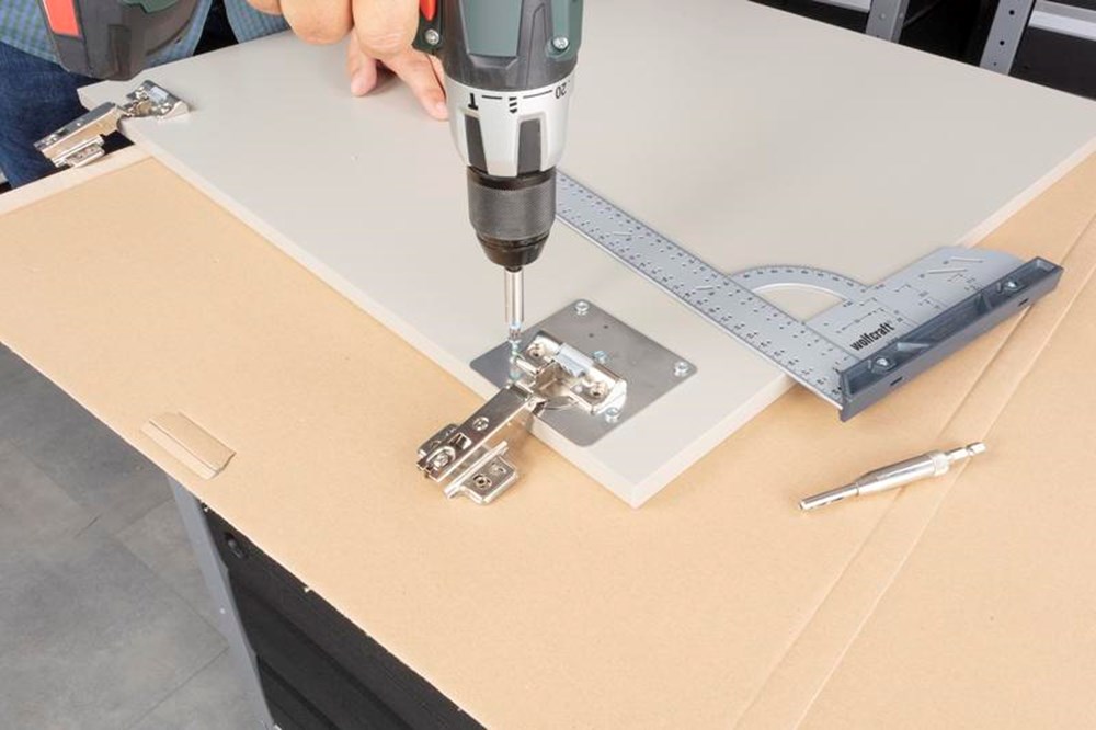 REPARATIESET VOOR POTSCHARNIEREN Í DEURZIJDE, 17-DELIG