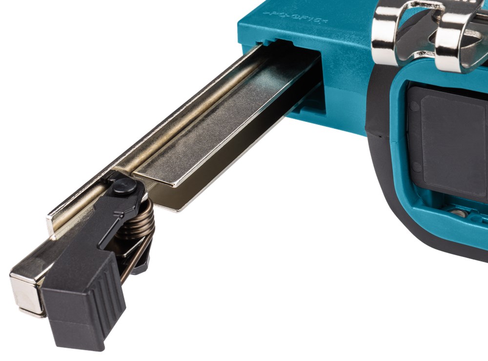 ST113D_F_001.png