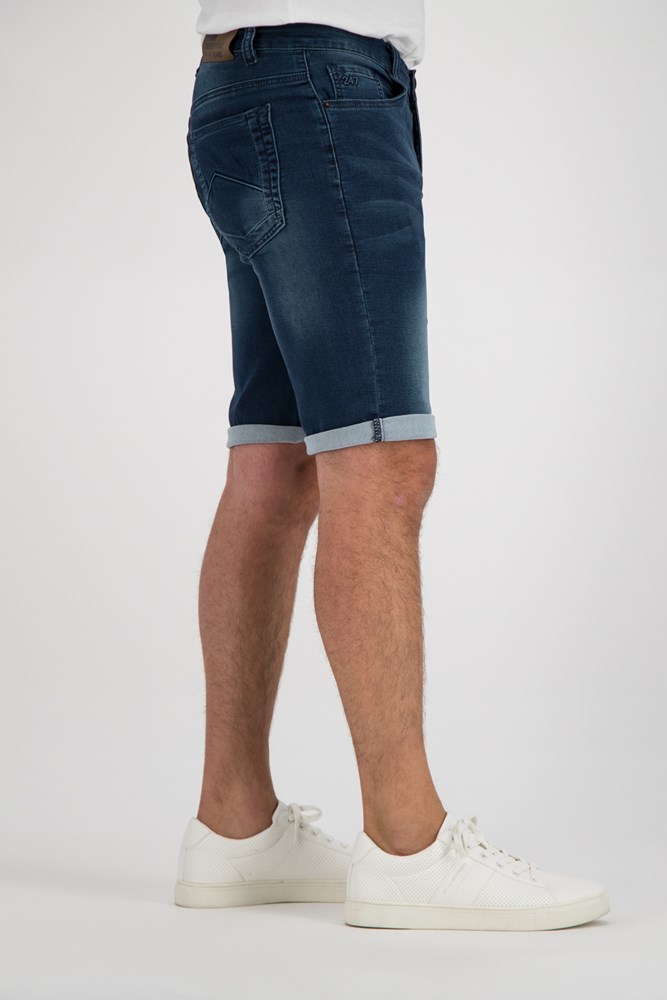 elm 002-bottom-1.jpg
