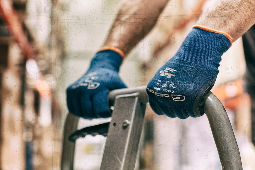 https://www.ez-catalog.nl/Asset/13a3825395cf441b88da5f3248410bc3/ImageFullSize/709288-90-Cool-Grip-1.jpg