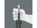 FEATURE_897_Single_hand.jpg
