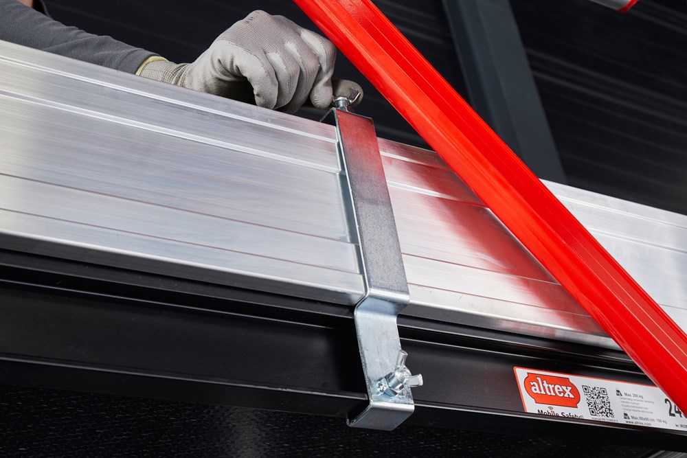 rolsteiger aluminium houtdeck altrex-16 rolsteiger aluminium houtdeck altrex-16