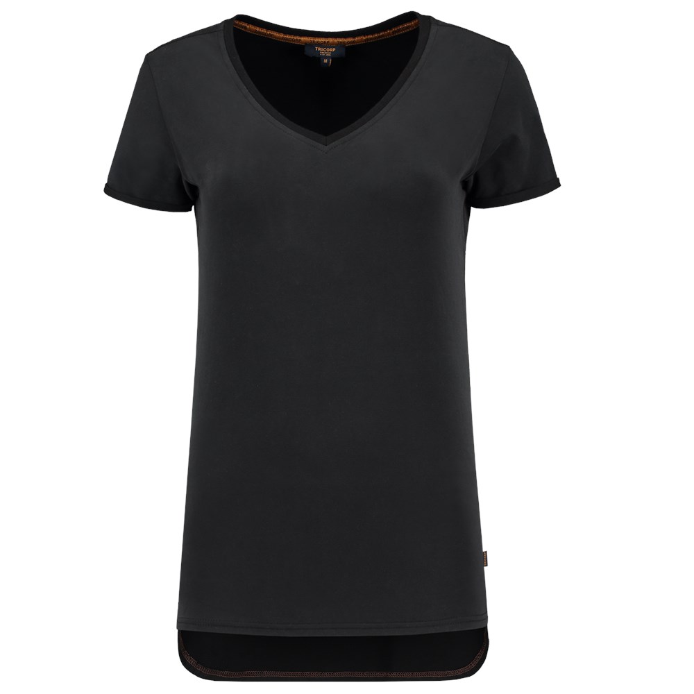 104006blackfront.png