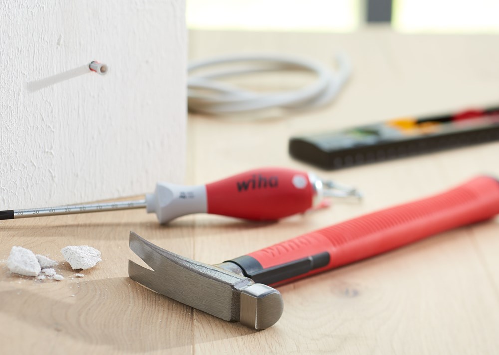 Im_SB846300E_Elektrikerhammer_02.jpg