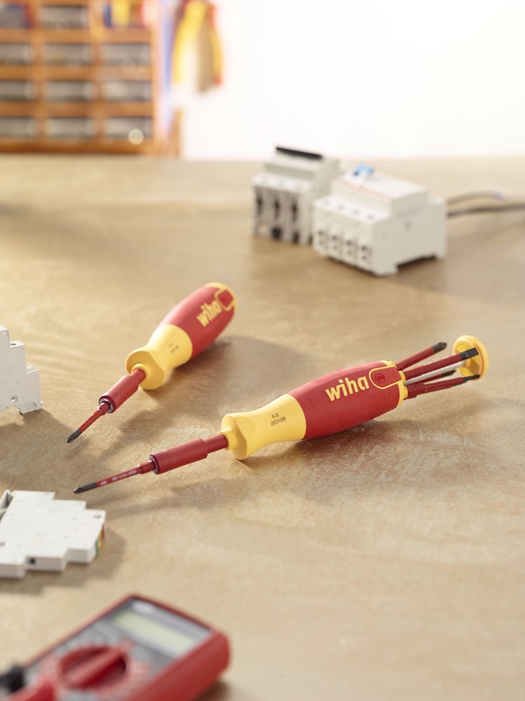 Im_283109_LiftUp_electric_02.jpg