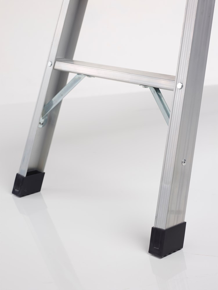 507843_8711563212497_vouwladder_Altavista 700_USP_3_voeten.jpg