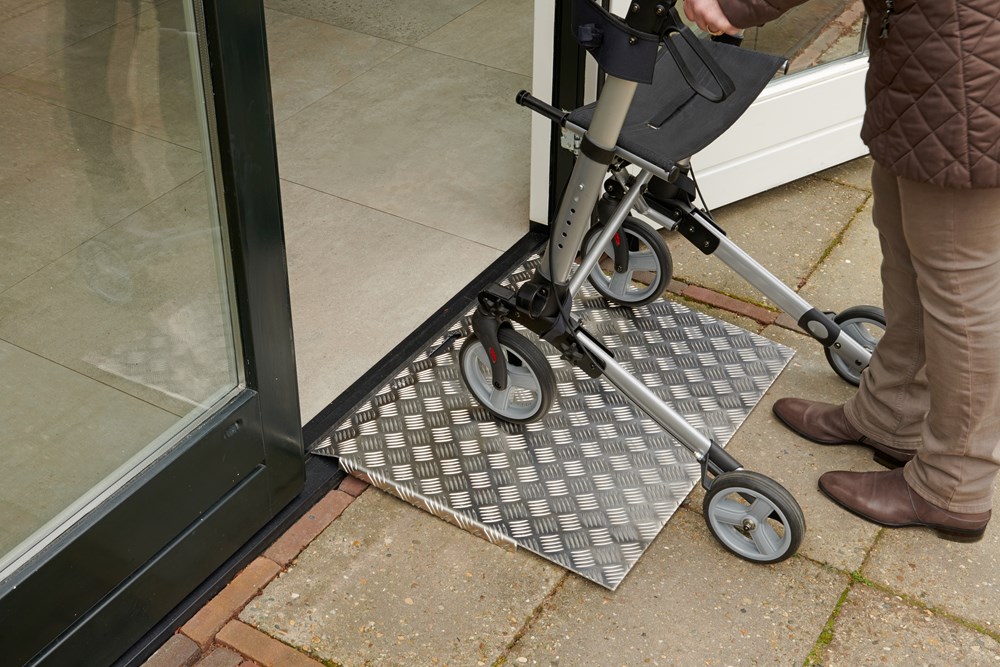 drempelhulp aluminium secucare-8 drempelhulp aluminium secucare-8