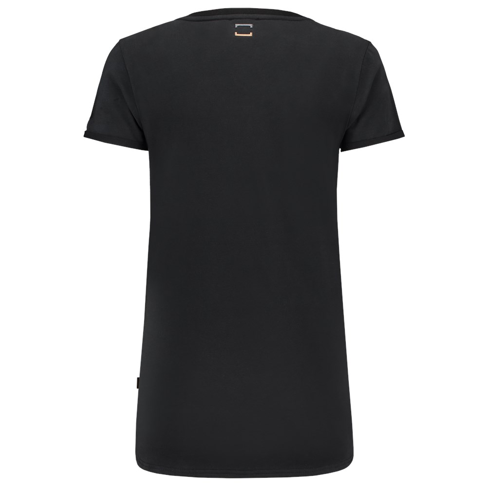 104006blackback.png