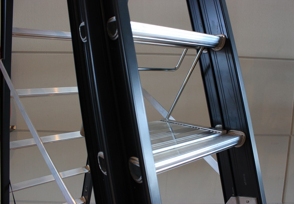 509084_8711563194526_Ladderbordes_S_001.jpg