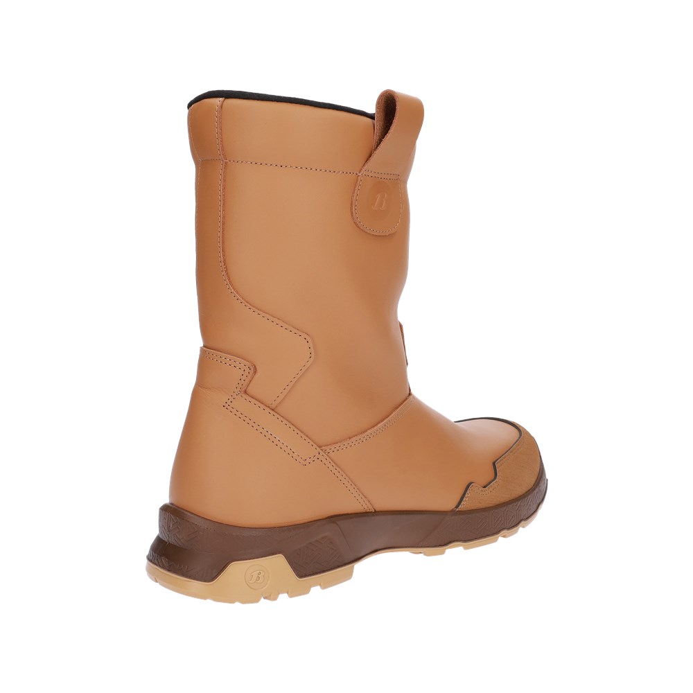 SUMM BOOT BROWN - left shoe 325 deg.png