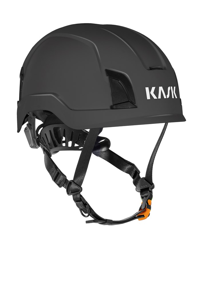 WHE00073_ZENITH X_ANTHRACITE_HALF FRONT.jpg