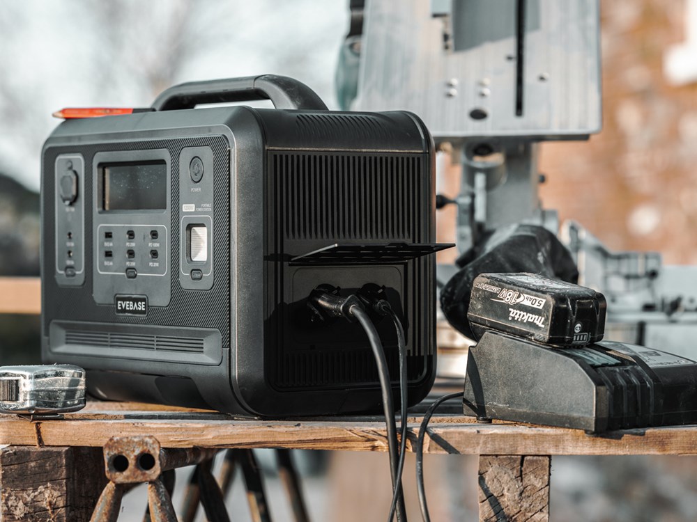 evebase-portable-power-station-move-1200-construction-02-1200x900px.jpg