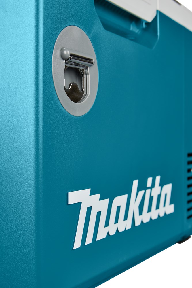 accu vries-/ koelbox makita-8 accu vries-/ koelbox makita-8
