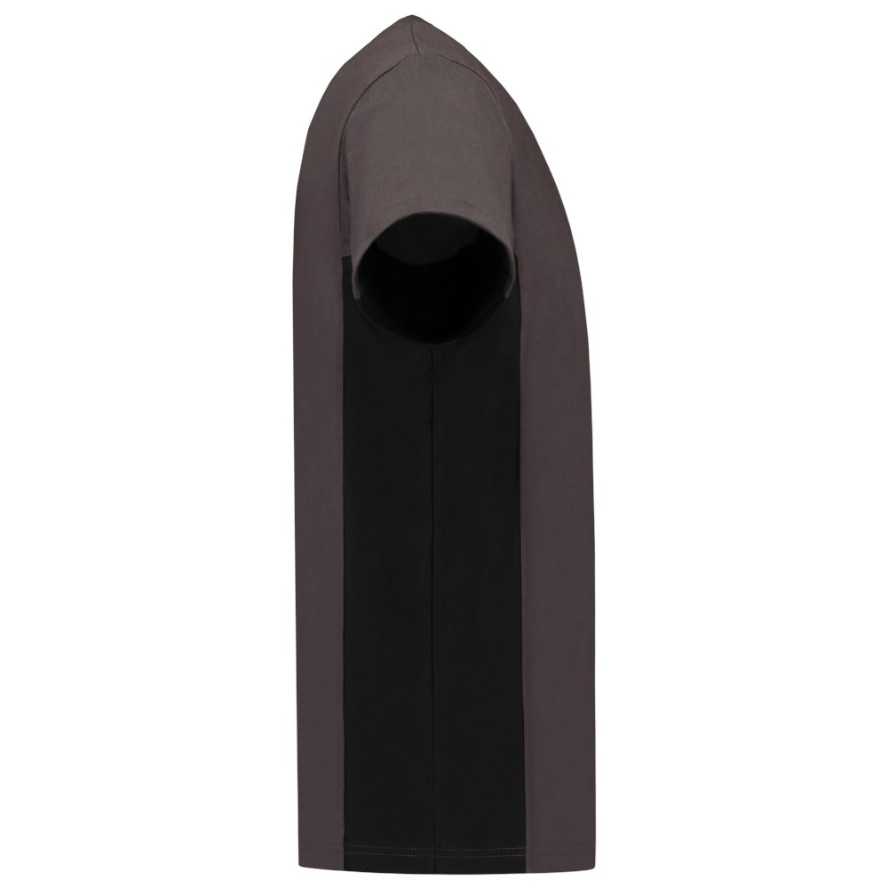 102002darkgreyblackright.png