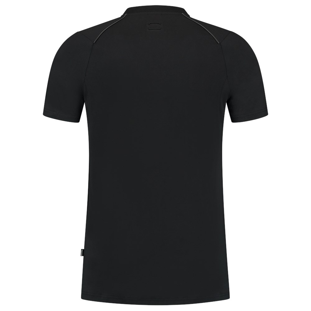 102701blackback.png