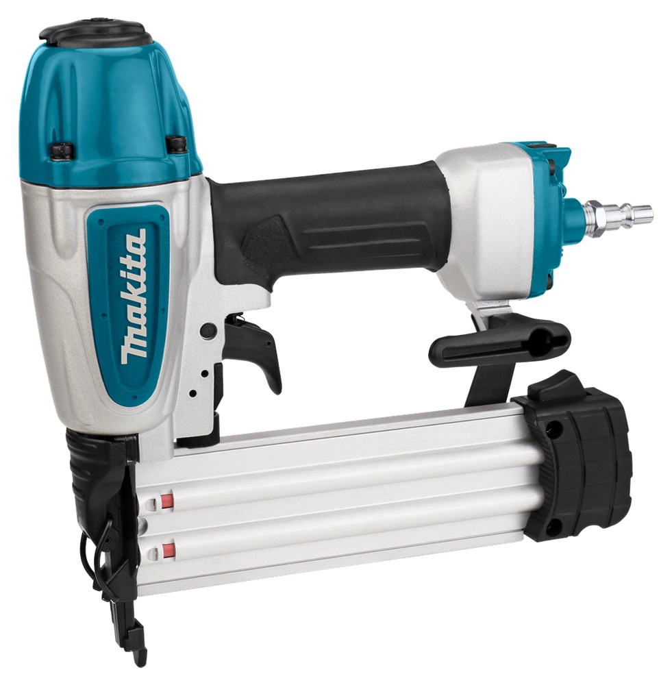 Makita 8 bar tacker AF506 (18 Ga),met olie en vh-bril in | Polvo bv