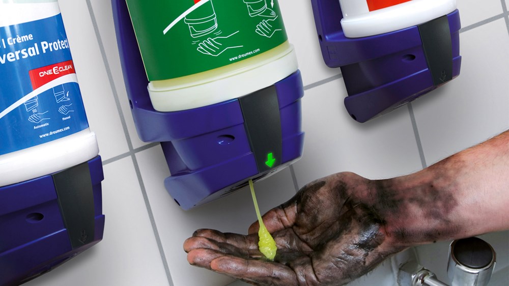 One2clean dispenser system.jpg