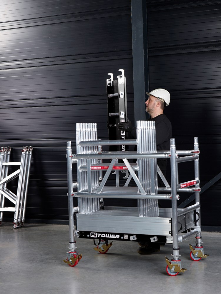Aluminium 1-persoons rolsteiger met voorloopleuning MiTOWER_USP_003.jpg