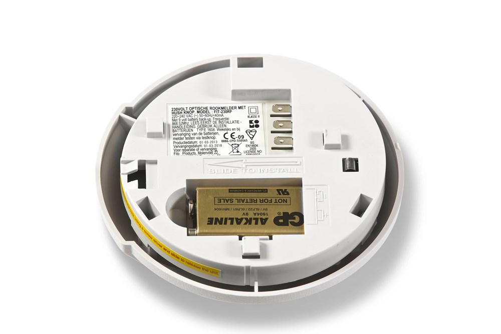 FIT-230RF-onderzijde.jpg